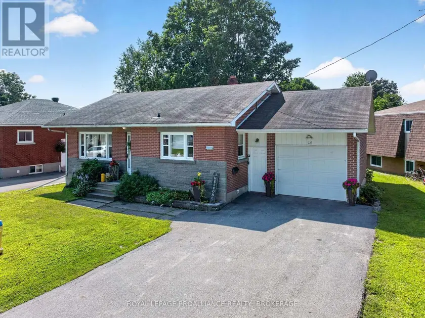 Detached at 26 MCLEAN BOULEVARD, Perth