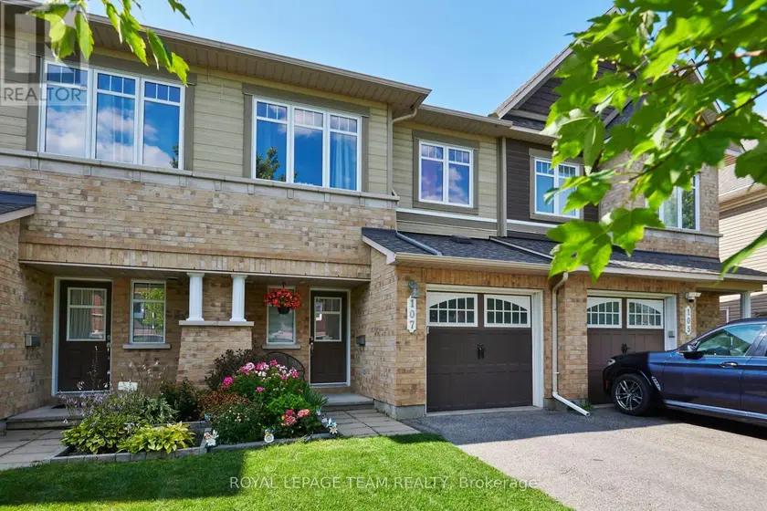 Townhouse at 107 GARRITY CRESCENT, Ottawa