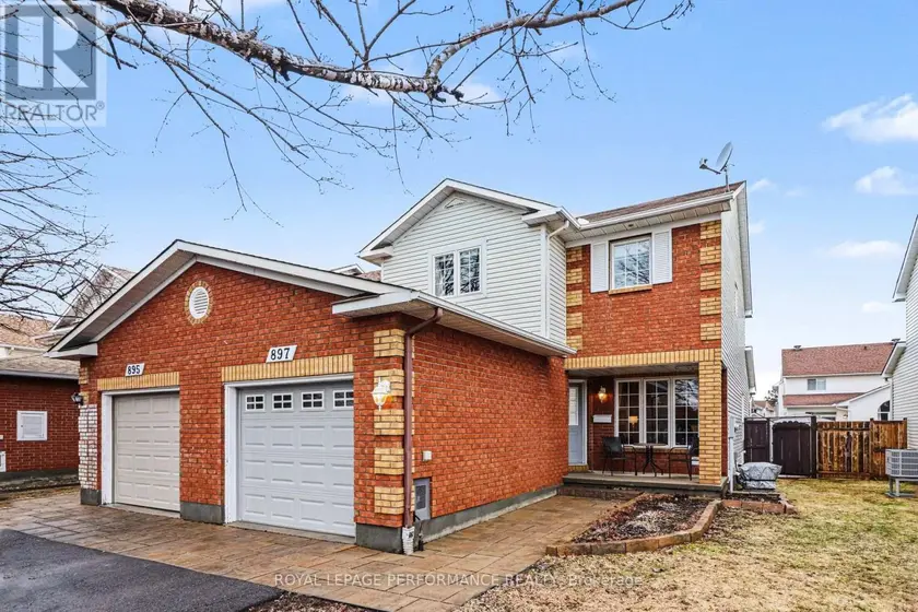 Townhouse at 897 PARADISE CRESCENT, Ottawa