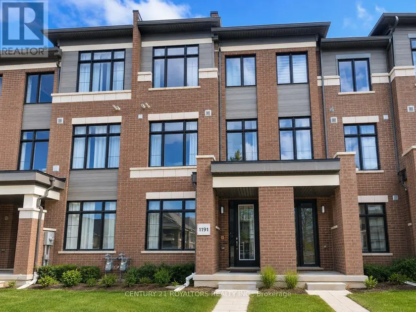 Townhouse at 30 - 400 NEWMAN DRIVE, Cambridge