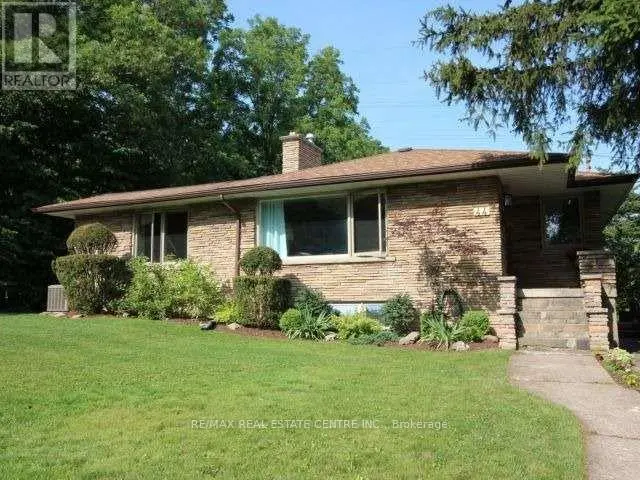 Detached at 44 BRODICK STREET, Hamilton