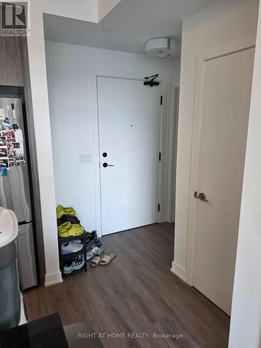 Apartment at 405 - 600 NORTH SERVICE ROAD, Hamilton