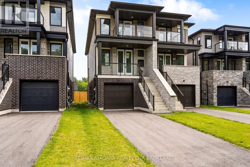 Semi-Detached/Link at 43 SUPERIOR STREET, Welland