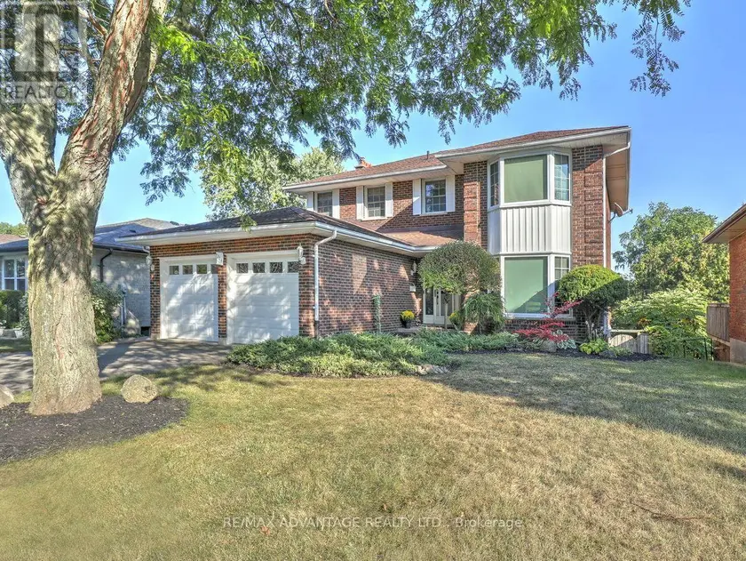 Detached at 264 SUFFOLK PLACE, London North