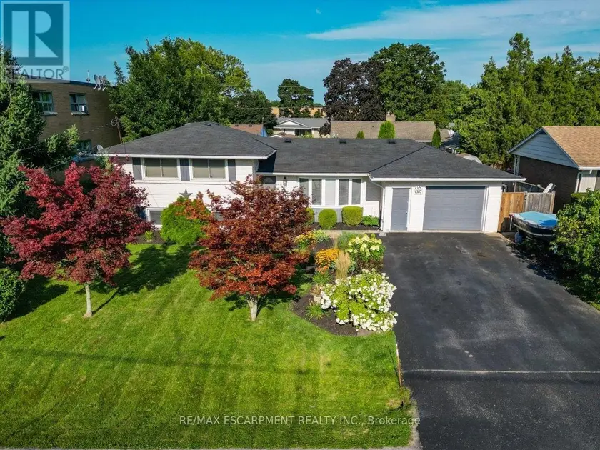 Detached at 4387 JACKSON STREET, Lincoln