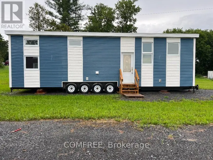 Detached at 3369 YORK'S CORNER ROAD, Ottawa