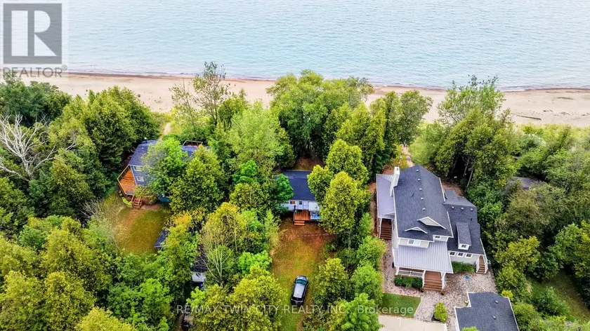 Detached at 757 VICTORIA ROAD, Huron-Kinloss