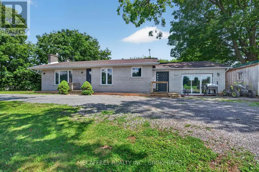 Detached at 1692 SHARPE ROAD, Loyalist