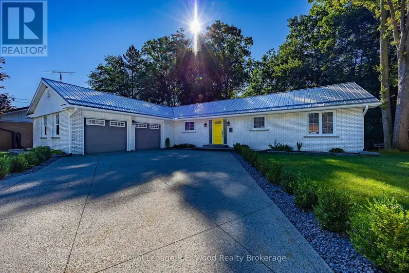 Detached at 6 HIGHLAND DRIVE, Tillsonburg