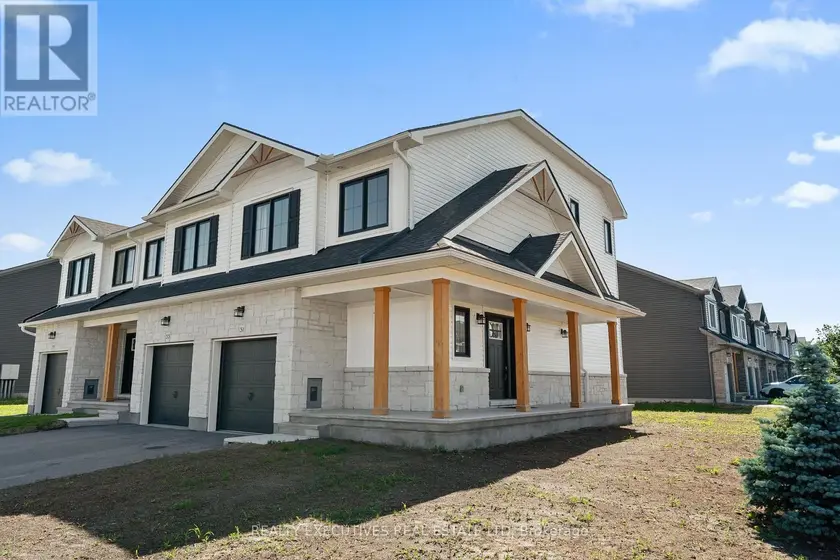 Townhouse at 31 WHITCOMB CRESCENT, Smiths Falls