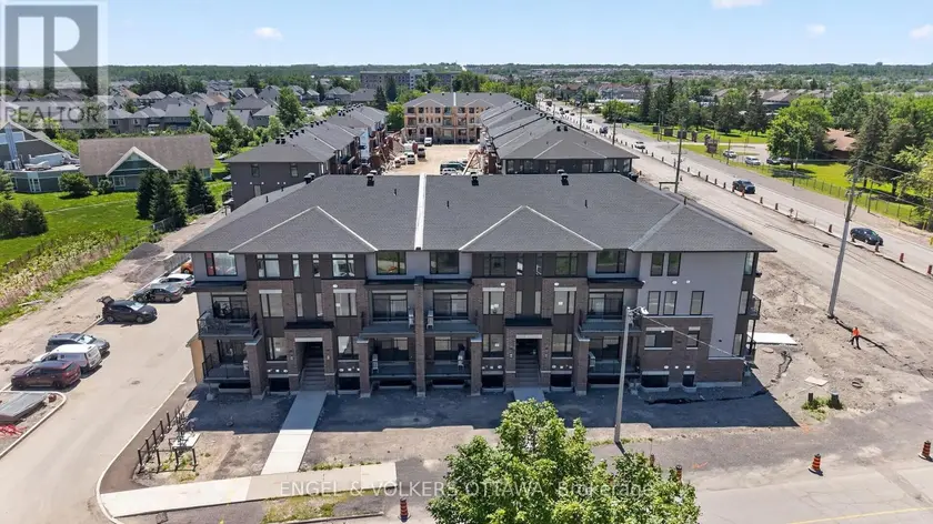 Townhouse at 138 STARDUST PRIVATE, Ottawa