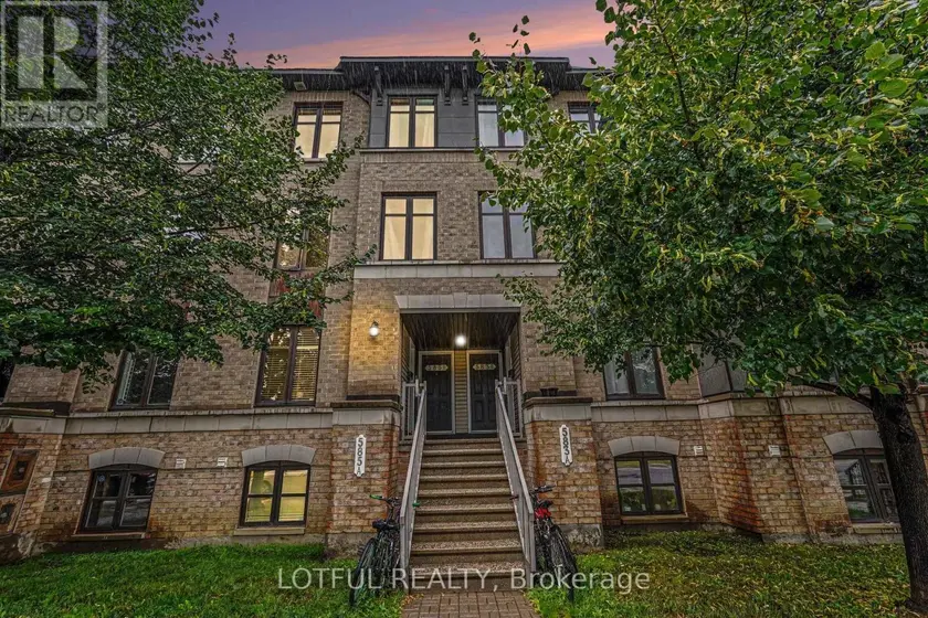 Townhouse at 20 - 585 CHAPMAN MILLS DRIVE, Ottawa
