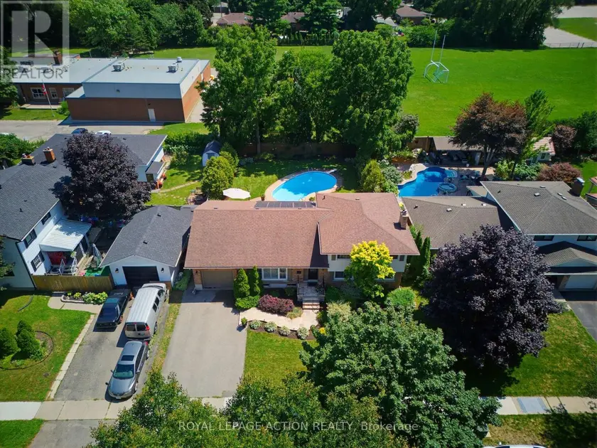 Detached at 5 MARIGOLD STREET, Brantford
