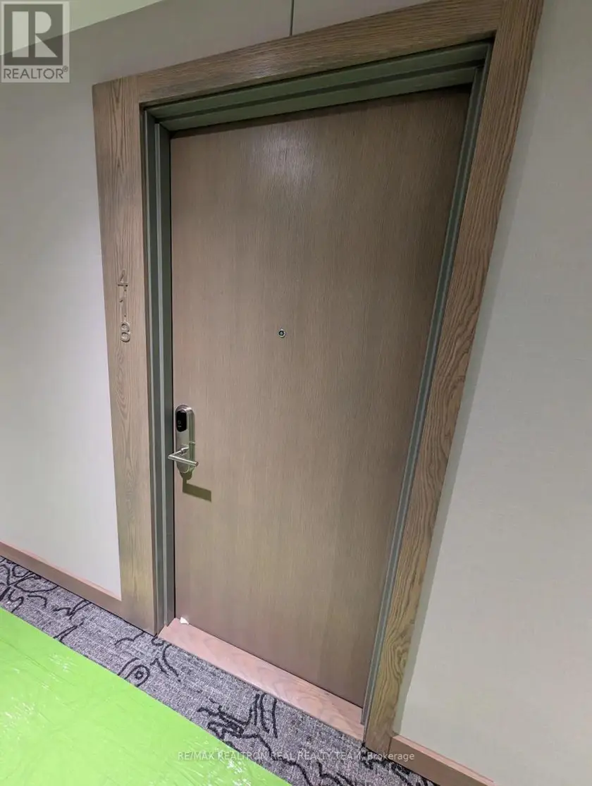 Apartment at 418 - 100 CARRICK TRAIL, Gravenhurst)
