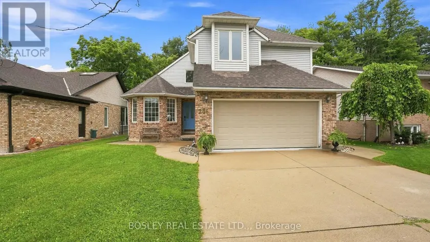 Detached at 236 NORTHWOOD DRIVE, Welland