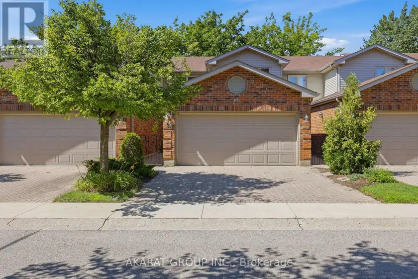 Townhouse at 9 - 70 SUNNYSIDE DRIVE, London North