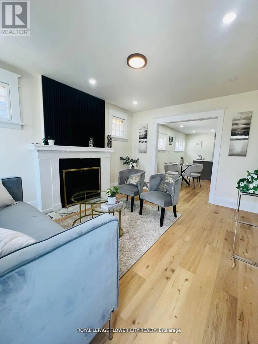 Detached at 346 WHARNCLIFFE ROAD S, London South