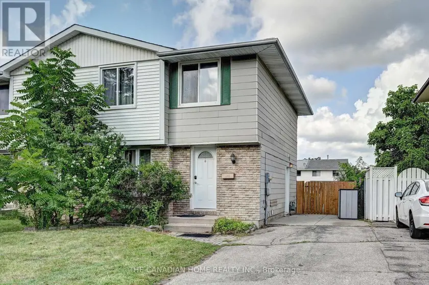 Semi-Detached/Link at 489 STRASBURG ROAD, Kitchener