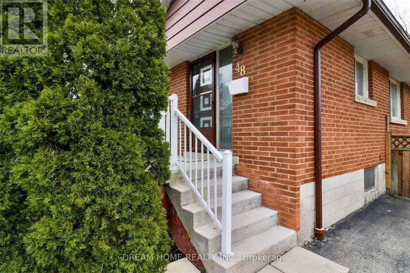Detached at 48 MEADOWLARK DRIVE, Hamilton