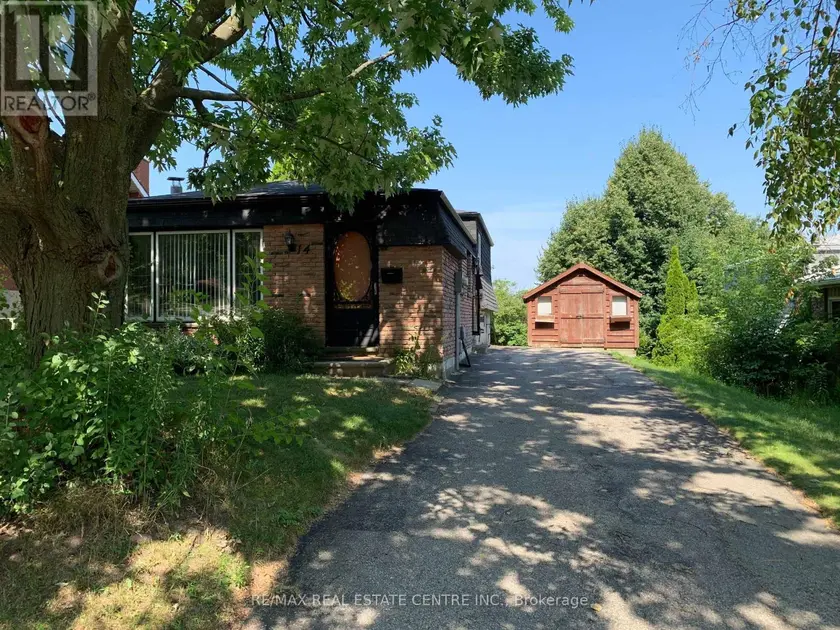 Detached at 14 SANDSPRINGS CRESCENT, Kitchener