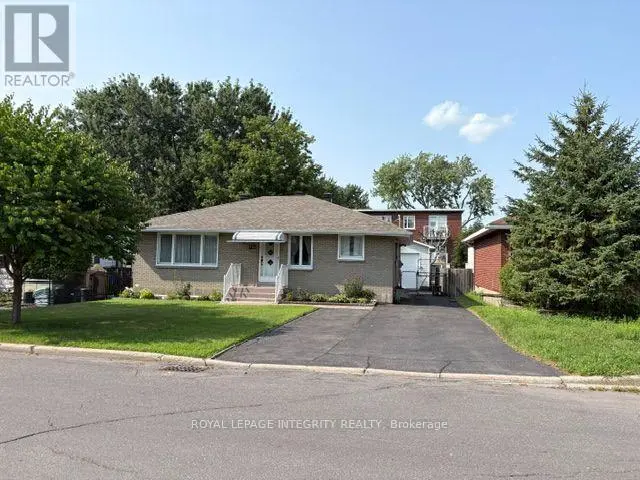 Detached at 393 SPARTAN AVENUE W, Ottawa
