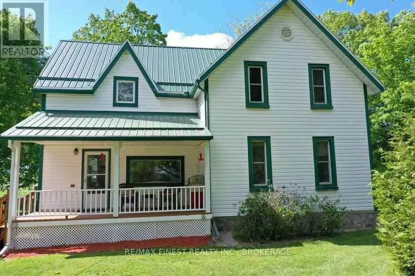 Detached at 697 WARBURTON ROAD, Front of Leeds & Seeleys Bay
