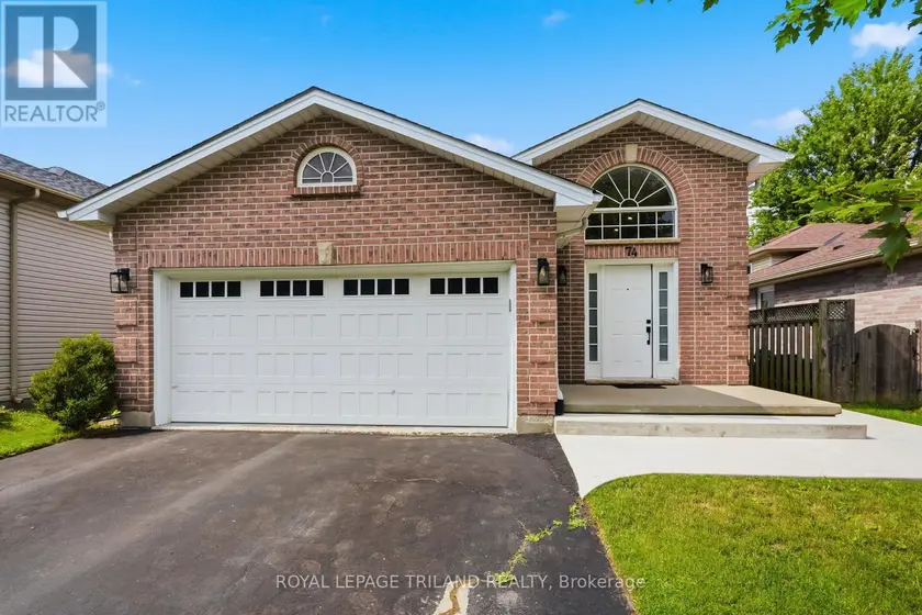 Detached at 74 KENNEDY PLACE, London East