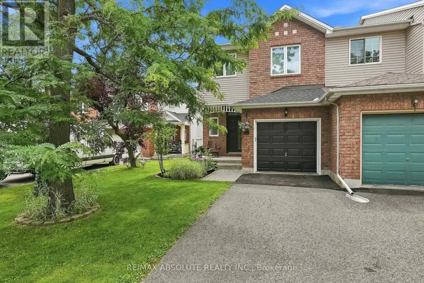 Townhouse at 26 MILNER DOWNS CRESCENT, Ottawa