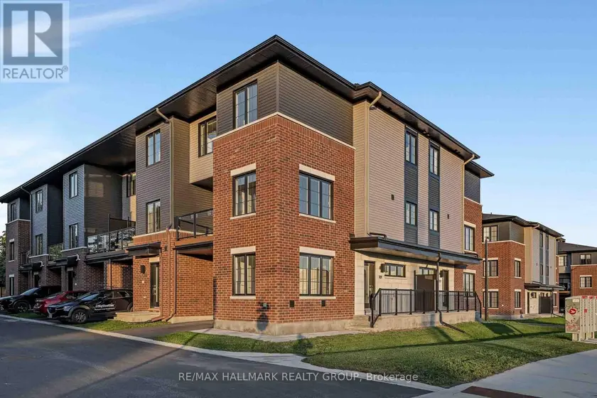 Townhouse at 422 ROLLING MEADOW CRESCENT, Ottawa