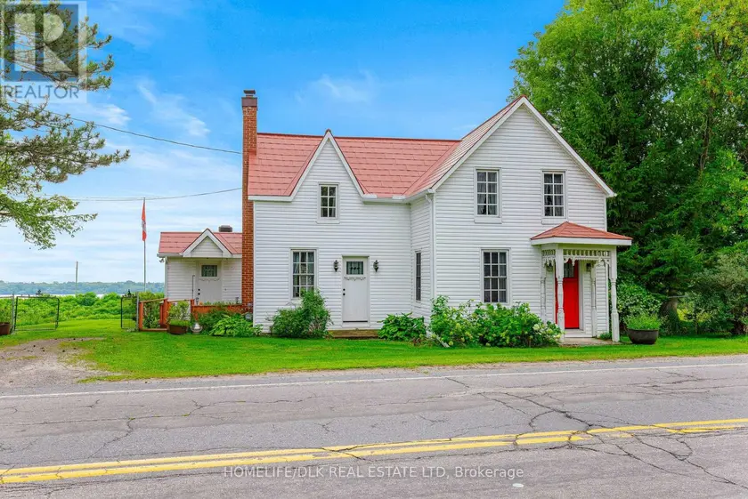 Detached at 415 2 HIGHWAY S, Edwardsburgh/Cardinal