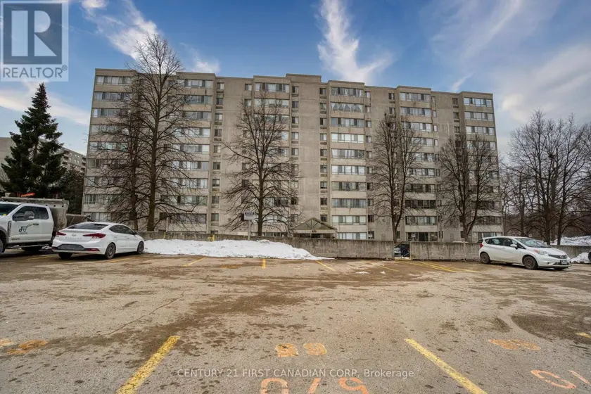 Apartment at 912 - 570 PROUDFOOT LANE, London