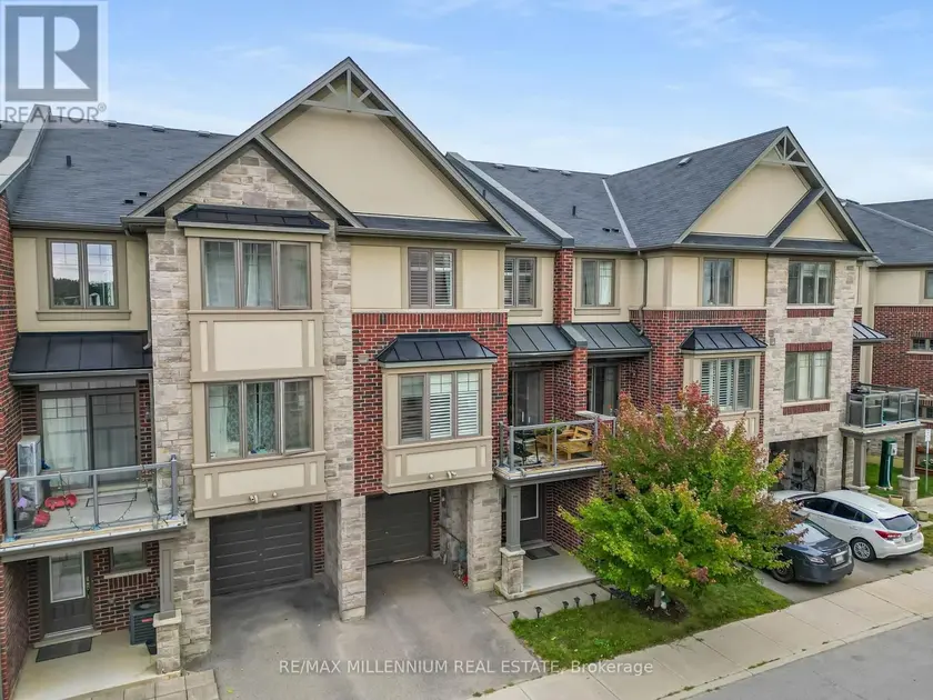 Townhouse at 18 WHALEY LANE, Hamilton