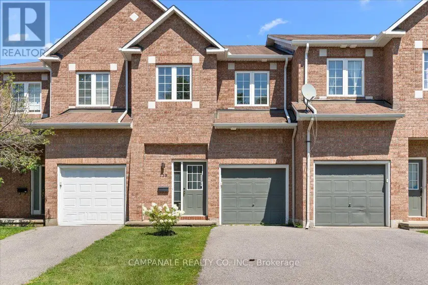 Townhouse at 139 SAWMILL PRIVATE, Ottawa