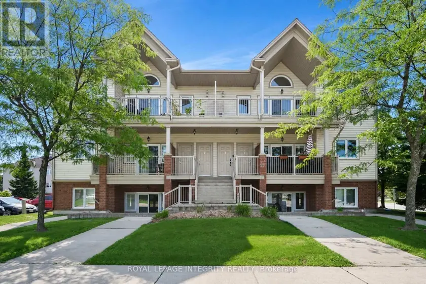 Townhouse at J - 221 CRESTWAY DRIVE, Ottawa