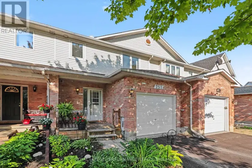 Townhouse at 757 NESTING WAY, Ottawa