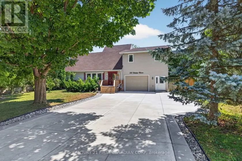 Detached at 595 WINBLEST AVENUE, London South