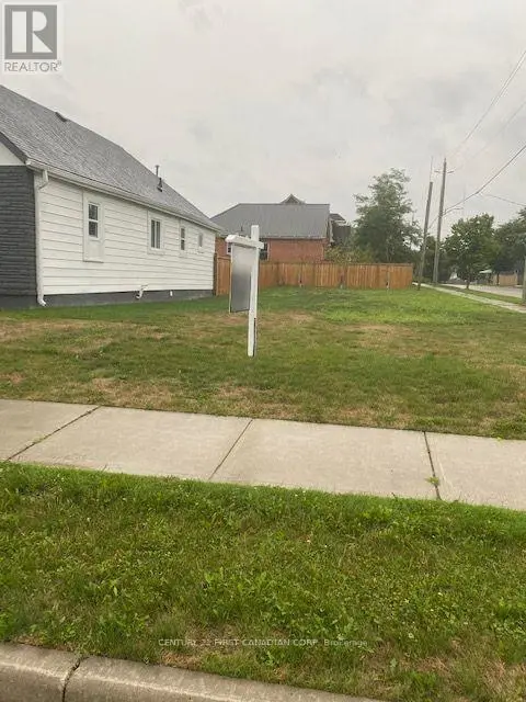 Vacant Land at LOT 7 BRISCOE STREET W, London South