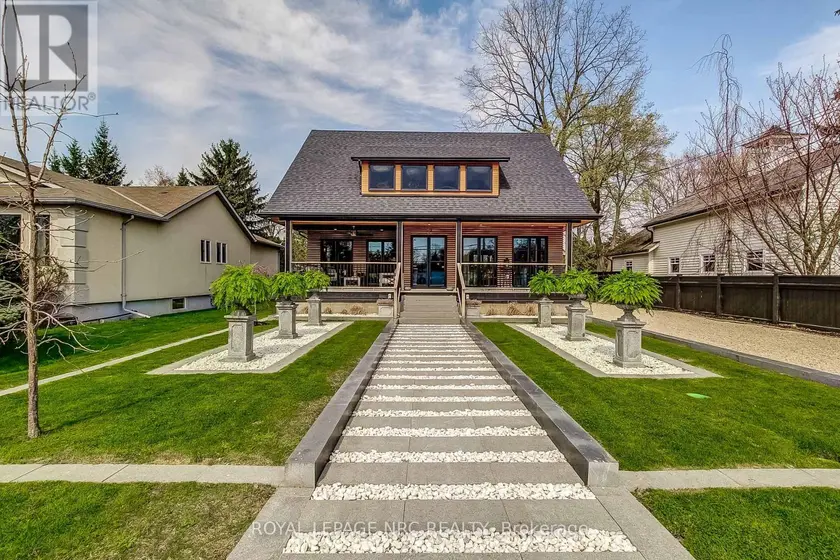 Detached at 33 GAGE STREET, Niagara-on-the-Lake