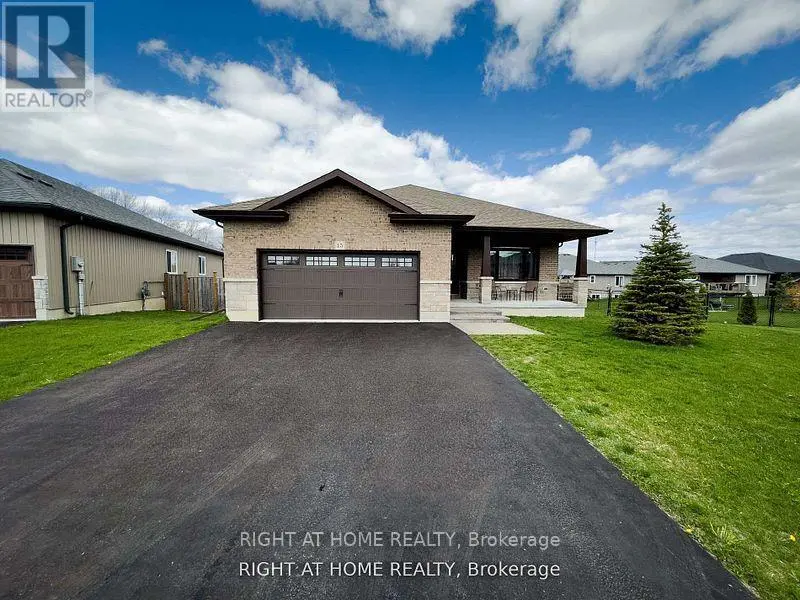 Detached at 15 SPARTAN COURT, Quinte West