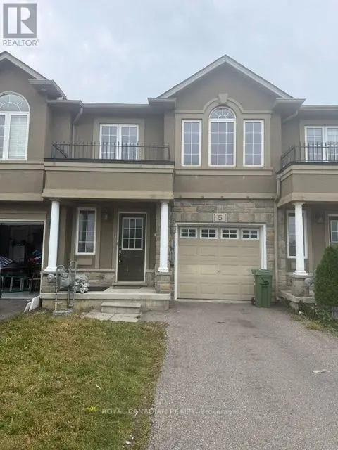 Townhouse at 5 TRAFALGAR DRIVE, Hamilton