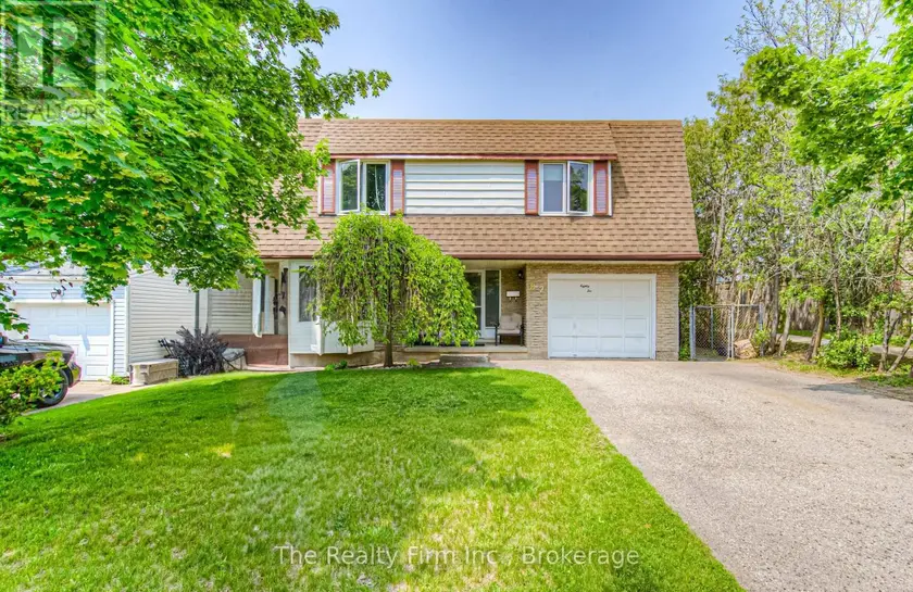 Detached at 82 ROSENEATH CRESCENT, Kitchener