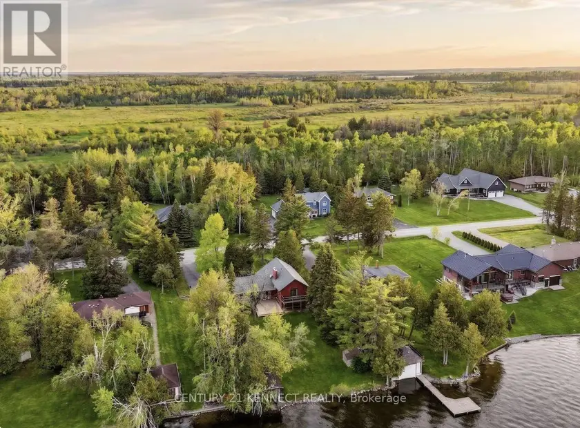 Detached at 44 PINEWOOD BOULEVARD, Kawartha Lakes