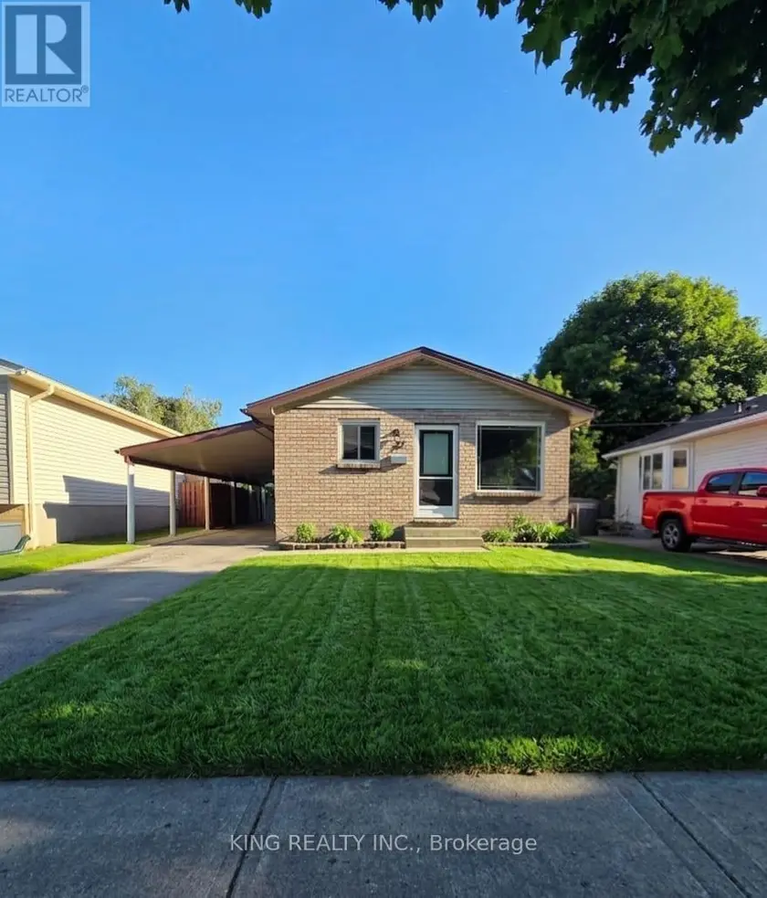 Detached at 287 PORTSMOUTH CRESCENT E, London East