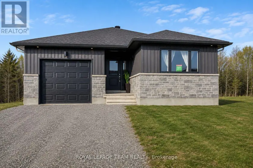 Detached at 181 SEABERT DRIVE, Arnprior