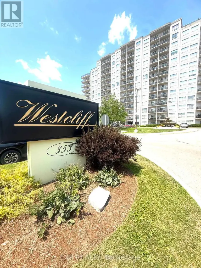 Apartment at 304 - 353 COMMISSIONERS ROAD W, London