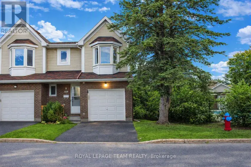 Townhouse at 503 SIDNEY DRIVE SE, Ottawa