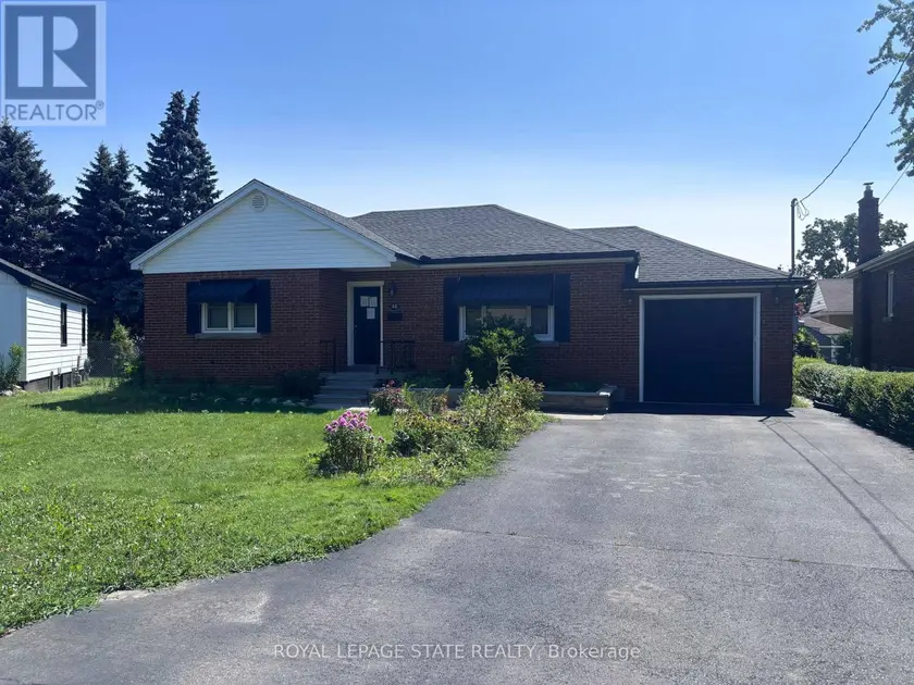 Detached at 48 MOUNTAIN AVENUE N, Hamilton