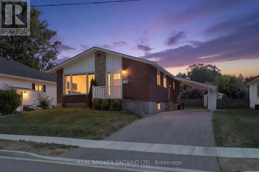 Detached at 23 HOMEWOOD AVENUE, Norfolk