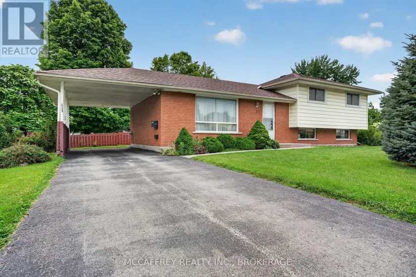 Detached at 212 KING STREET, Greater Napanee