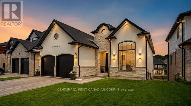 Detached at 956 TRAILSWAY AVENUE, London South